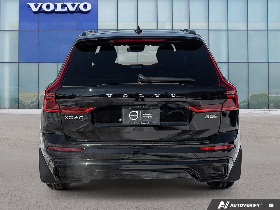 2026 Volvo XC60 Core Dark Theme-4