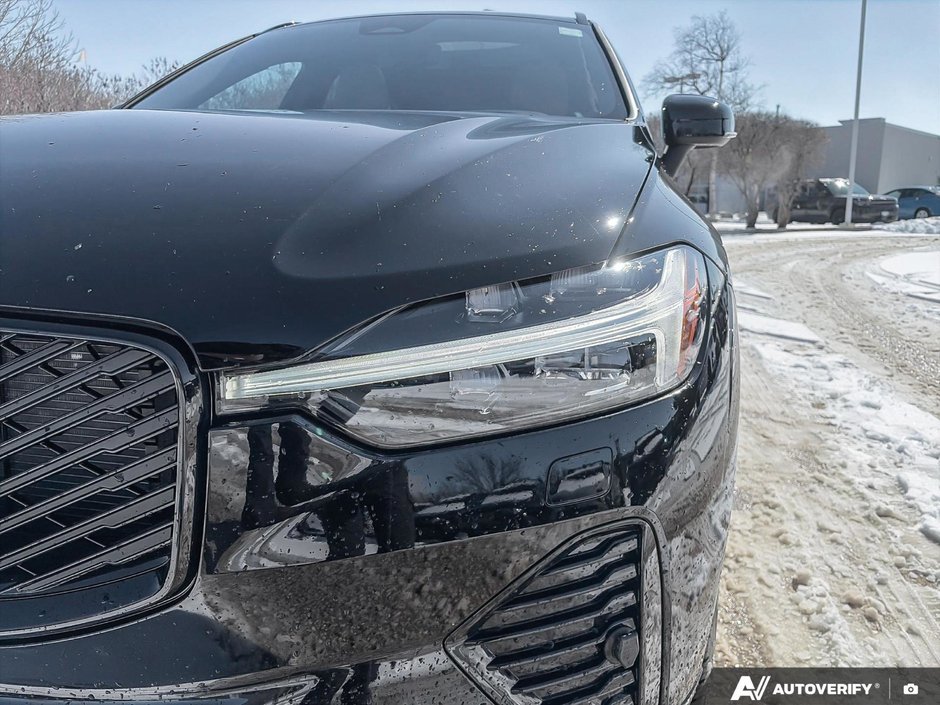 2026 Volvo XC60 Core Dark Theme-11