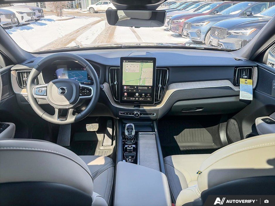 2026 Volvo XC60 Core Dark Theme-24