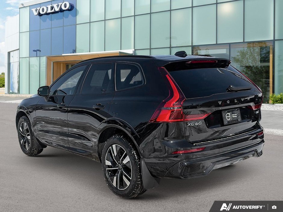 2026 Volvo XC60 Core Dark Theme-3