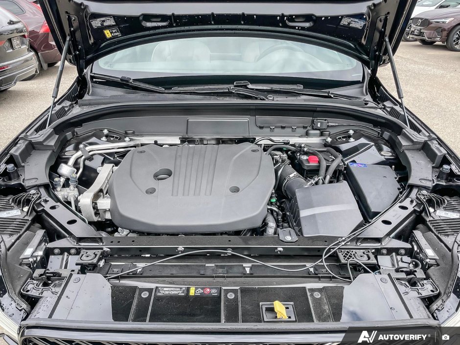 2026 Volvo XC60 Core Dark Theme-7