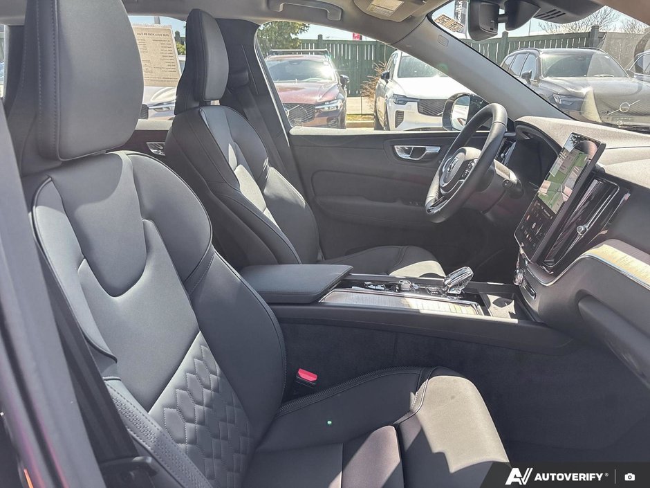2026 Volvo XC60 Core Dark Theme-22