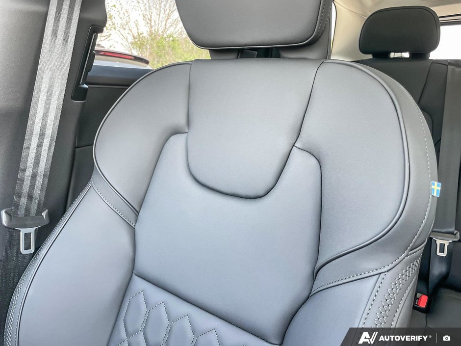 2026 Volvo XC60 Plus Dark Theme-19