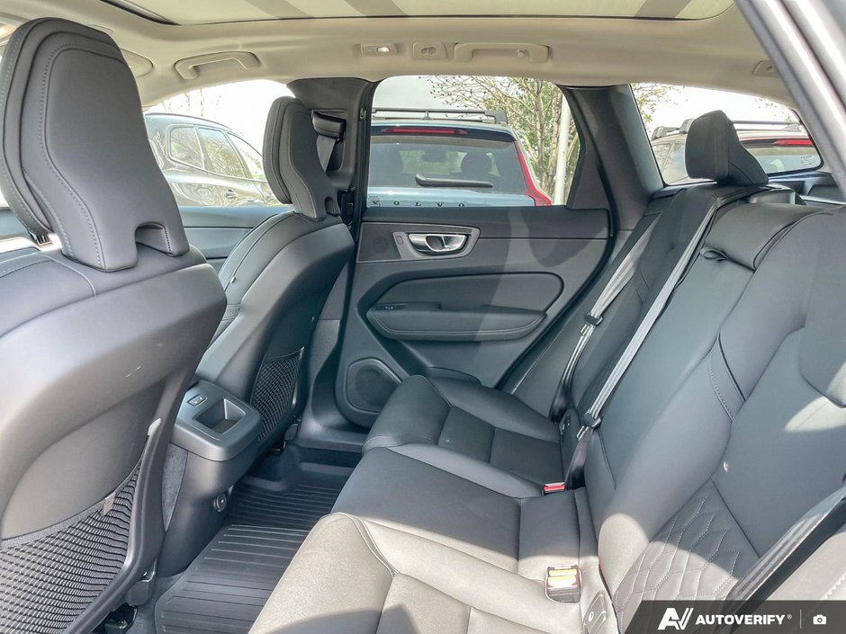 2026 Volvo XC60 Plus Dark Theme-22