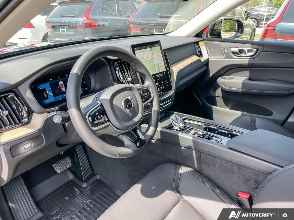 2026 Volvo XC60 Plus Dark Theme-12