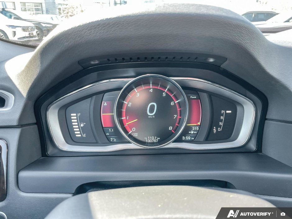 2015 Volvo XC70 T6 Premier Plus-14