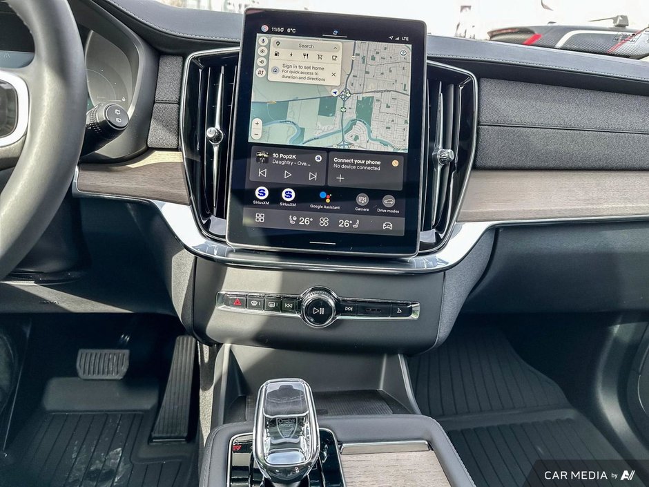 2025 Volvo XC90 Plug-In Hybrid Plus Bright Theme-19