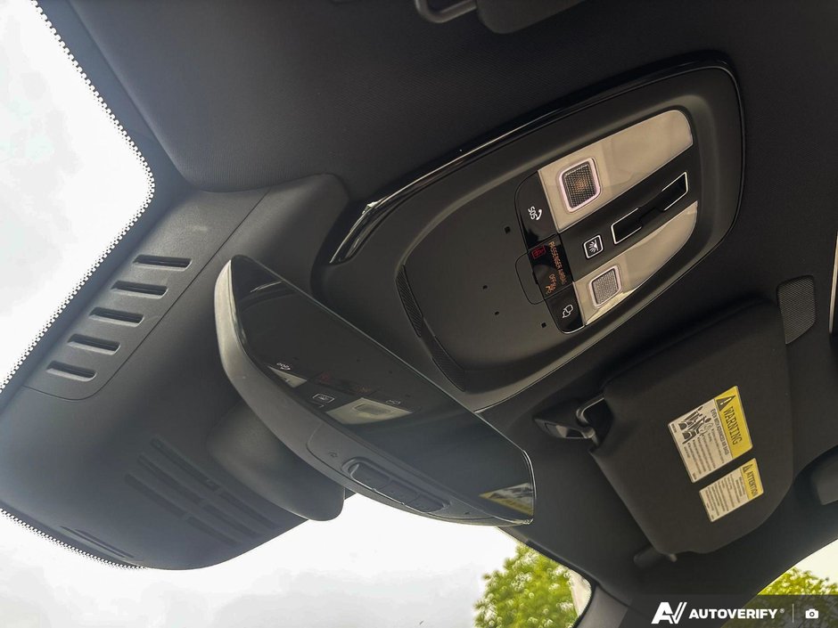 2026 Volvo XC90 Plug-In Hybrid Plus Dark Theme-21