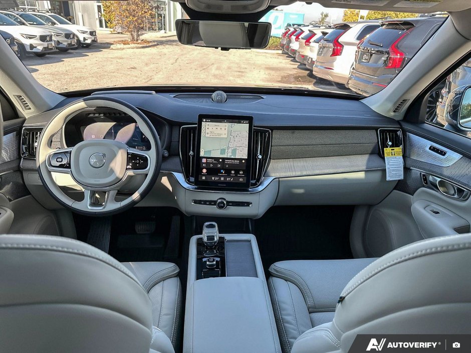 2026 Volvo XC90 Plug-In Hybrid Ultra Bright Theme-24