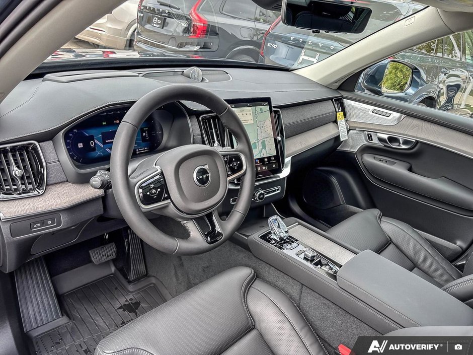 2026 Volvo XC90 Plug-In Hybrid Ultra Bright Theme-13