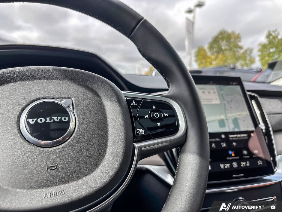 2026 Volvo XC90 Plug-In Hybrid Ultra Bright Theme-16