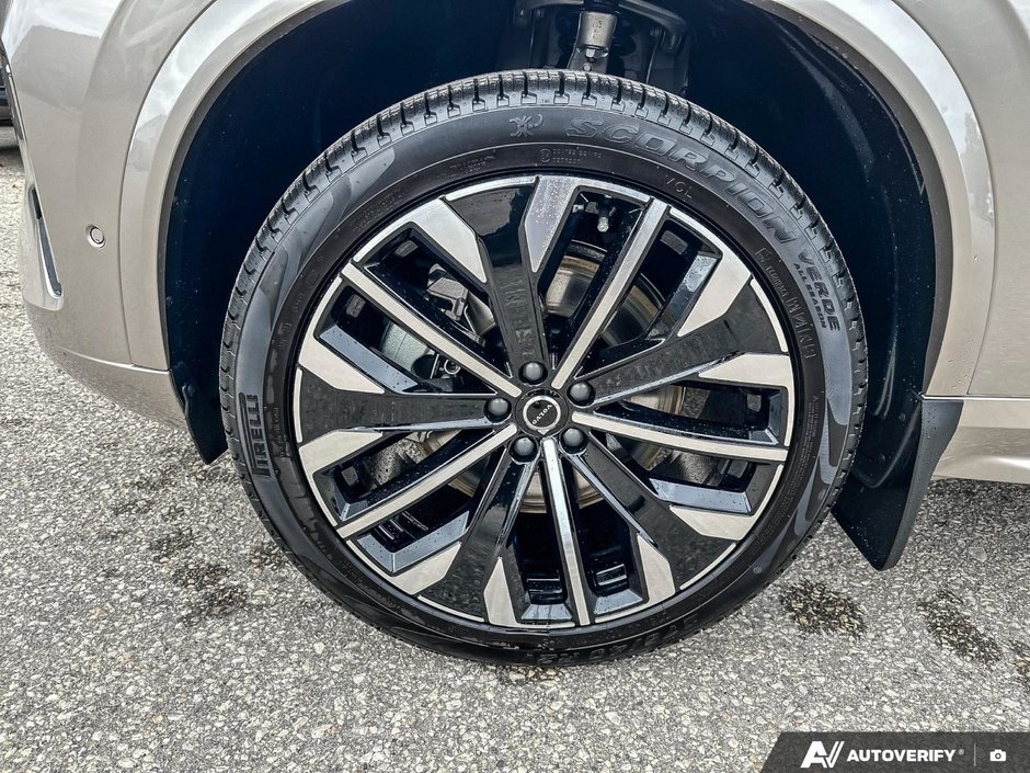 2026 Volvo XC90 Plug-In Hybrid Plus Bright Theme-9