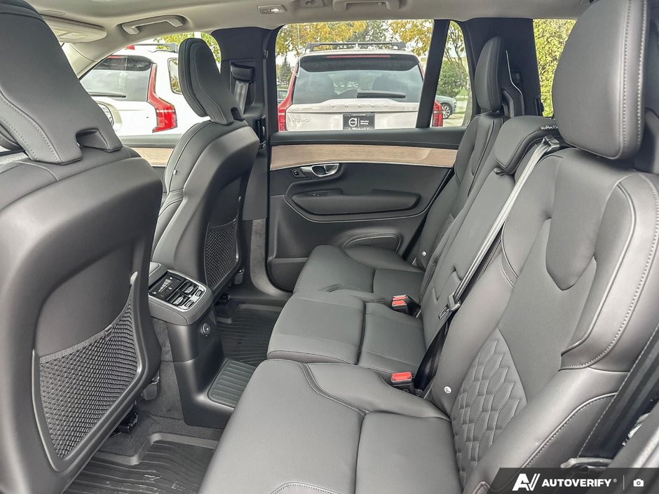 2026 Volvo XC90 Plug-In Hybrid Plus Bright Theme-23