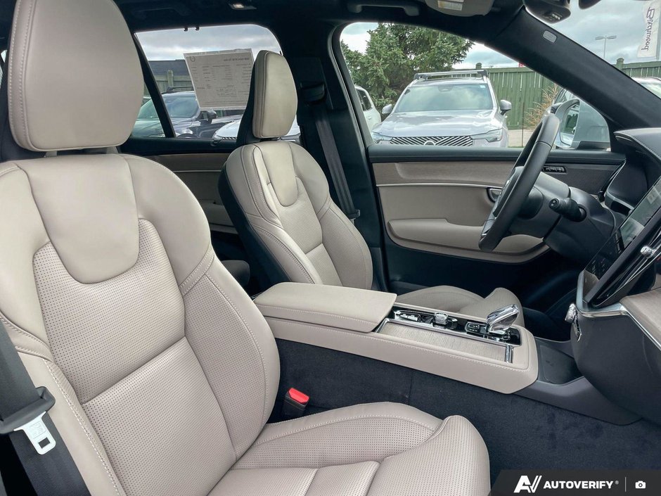 2026 Volvo XC90 Plug-In Hybrid Ultra Bright Theme-22