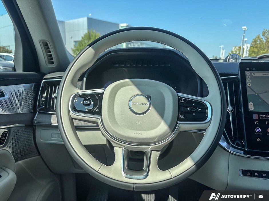 2026 Volvo XC90 Plug-In Hybrid Ultra Dark Theme-14