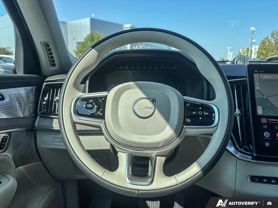 2026 Volvo XC90 Plug-In Hybrid Ultra Dark Theme-14