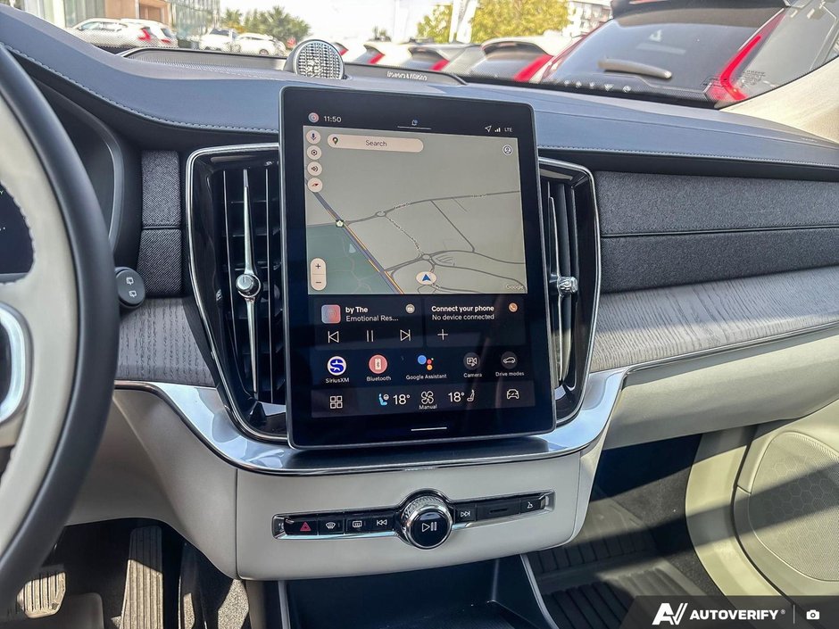 2026 Volvo XC90 Plug-In Hybrid Ultra Dark Theme-19