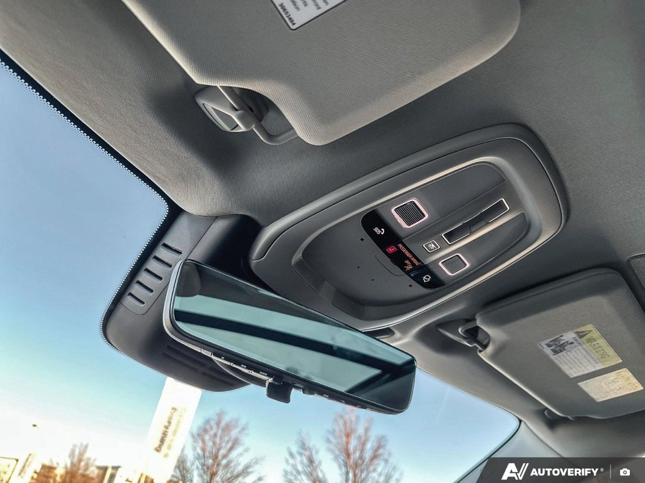 2026 Volvo XC90 Plug-in hybrid Core 7-Seater (Bright Theme)-21