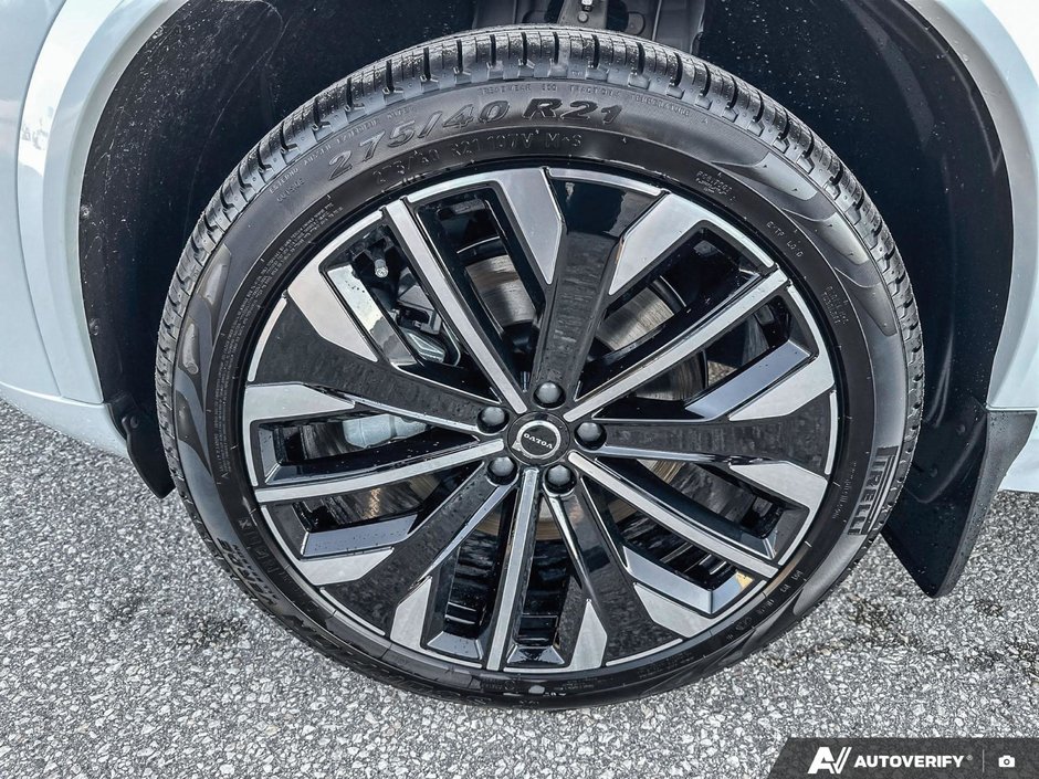 2026 Volvo XC90 Plug-in hybrid Core 7-Seater (Bright Theme)-9