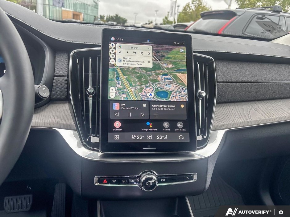 2026 Volvo XC90 Plug-In Hybrid Ultra Bright Theme-19