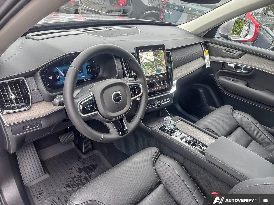 2026 Volvo XC90 Plug-In Hybrid Ultra Bright Theme-11