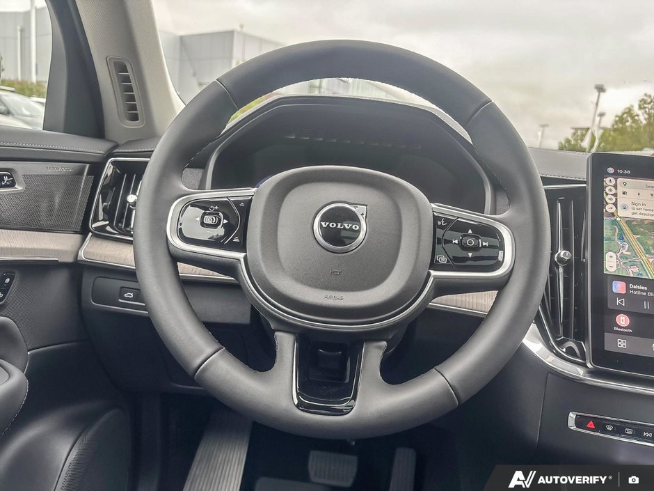 2026 Volvo XC90 Plug-In Hybrid Ultra Bright Theme-12