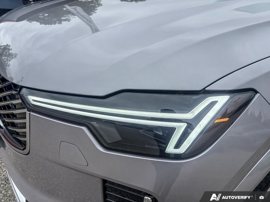 2026 Volvo XC90 Plug-In Hybrid Ultra Bright Theme-9