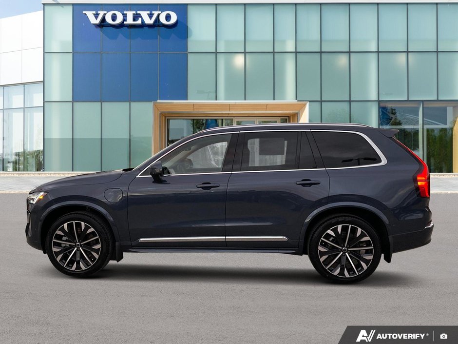 2026 Volvo XC90 Plug-In Hybrid Ultra Bright Theme-2