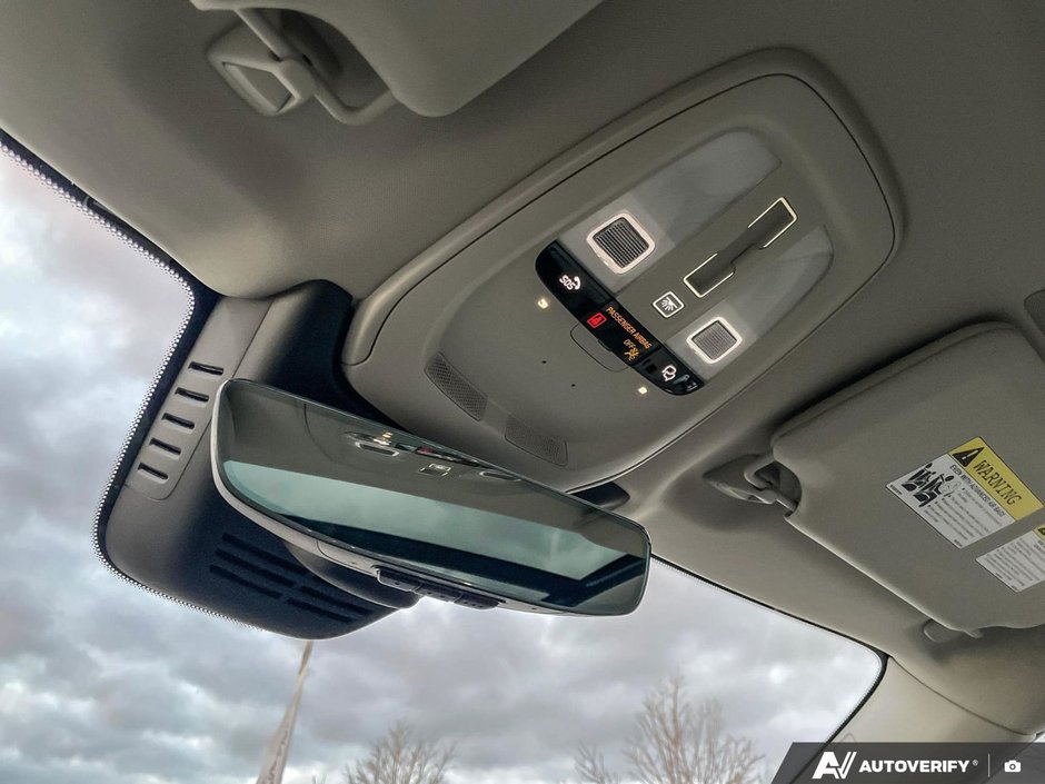 2026 Volvo XC90 Plug-In Hybrid Ultra Bright Theme-21