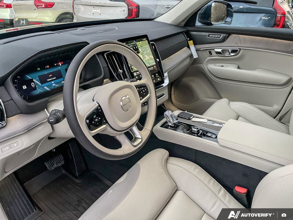 2026 Volvo XC90 Plug-In Hybrid Ultra Bright Theme-13