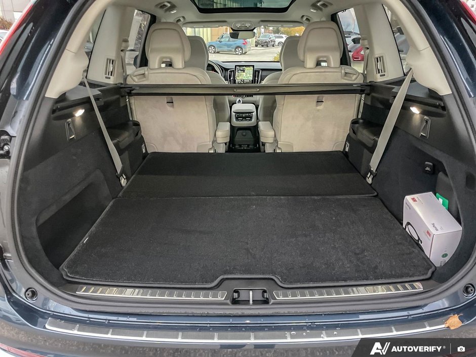 2026 Volvo XC90 Plug-In Hybrid Ultra Bright Theme-8