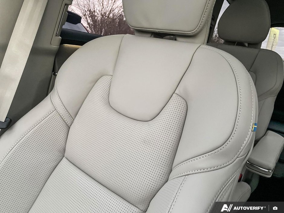 2026 Volvo XC90 Plug-In Hybrid Ultra Bright Theme-20