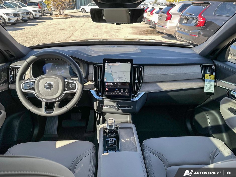 2026 Volvo XC90 Plug-In Hybrid Core Bright Theme-24