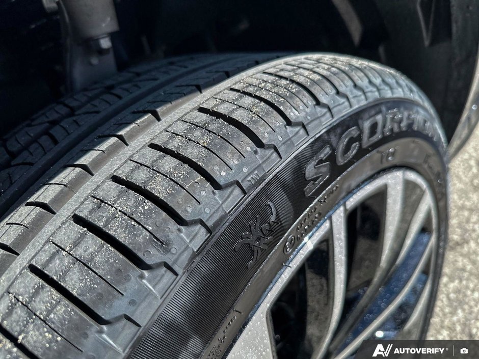 2026 Volvo XC90 Plug-In Hybrid Core Bright Theme-10