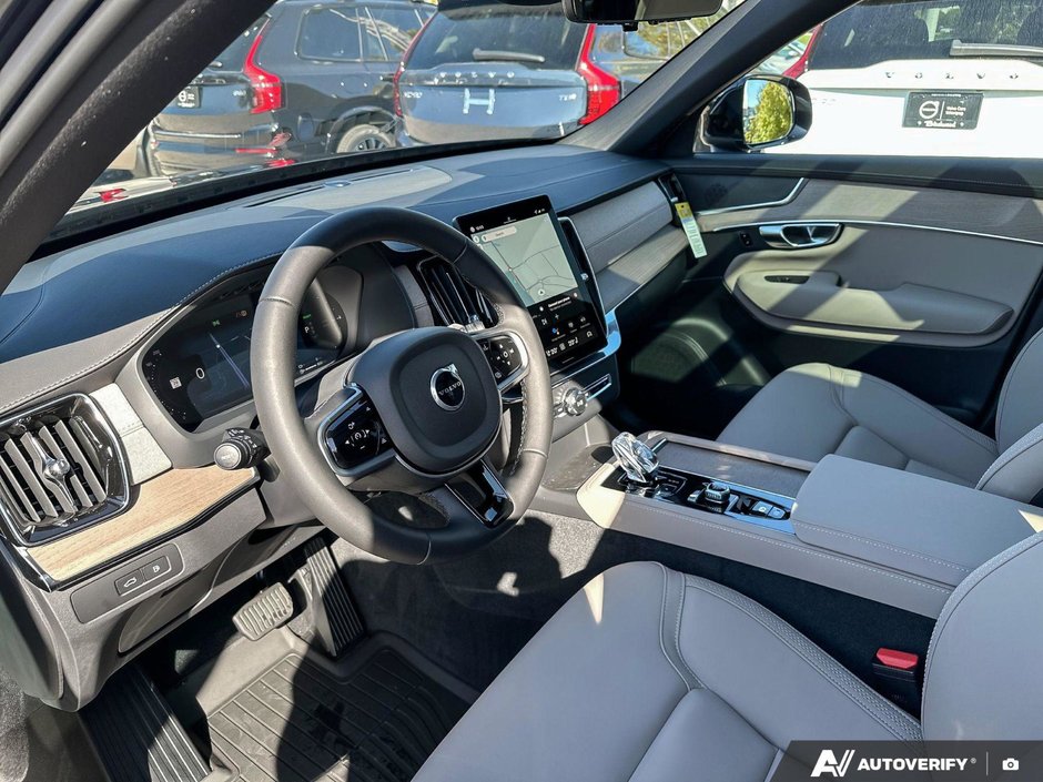 2026 Volvo XC90 Plug-In Hybrid Core Bright Theme-13