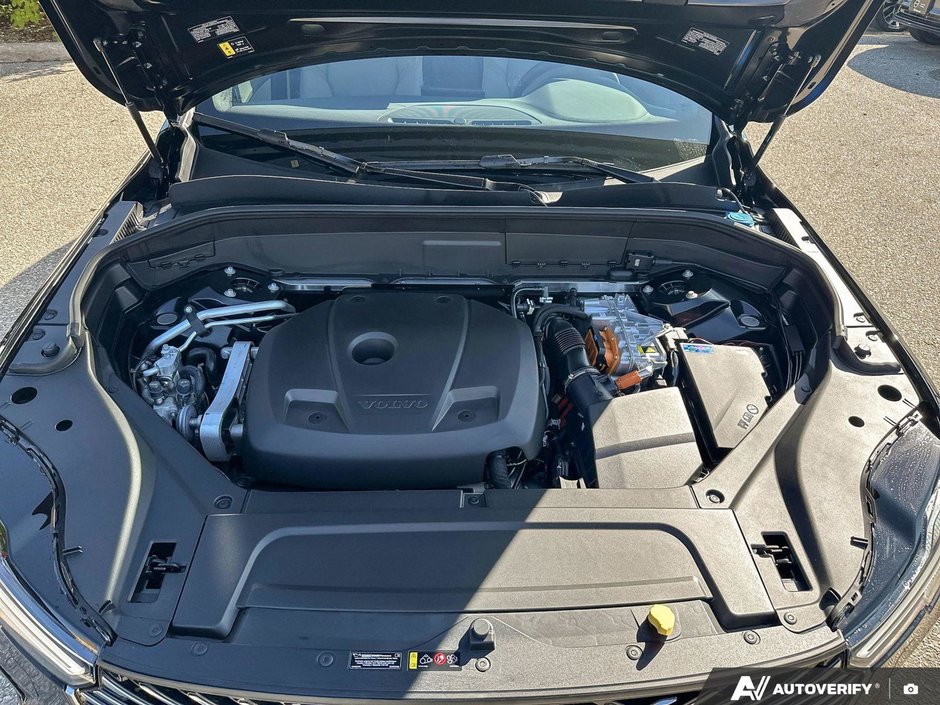 2026 Volvo XC90 Plug-In Hybrid Core Bright Theme-7
