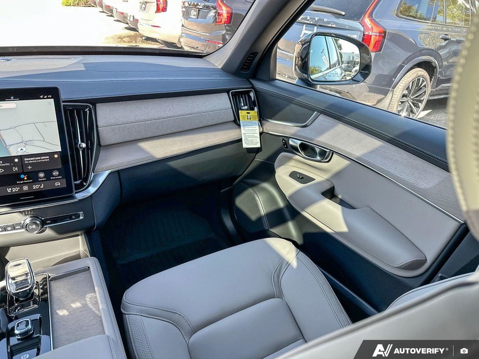 2026 Volvo XC90 Plug-In Hybrid Core Bright Theme-25