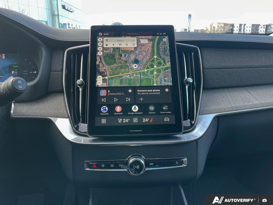 2026 Volvo XC90 Plug-In Hybrid Ultra Dark Theme-18