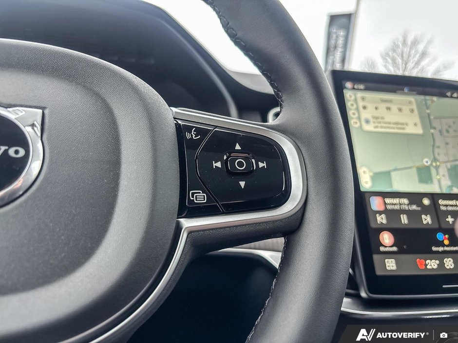 2026 Volvo XC90 Plug-In Hybrid Ultra Dark Theme-15