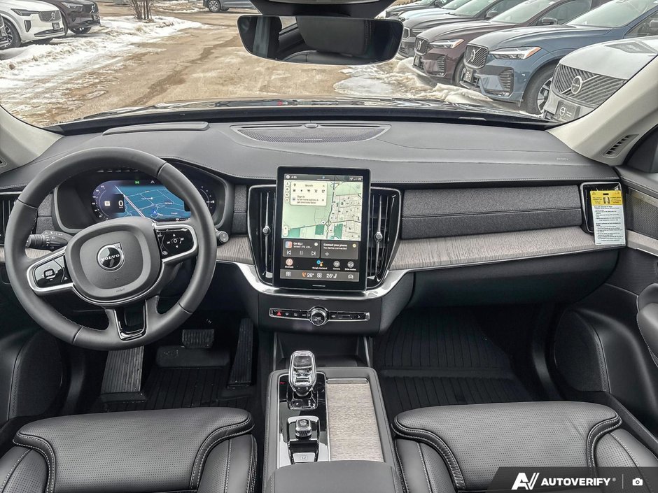 2026 Volvo XC90 Plug-In Hybrid Ultra Dark Theme-23