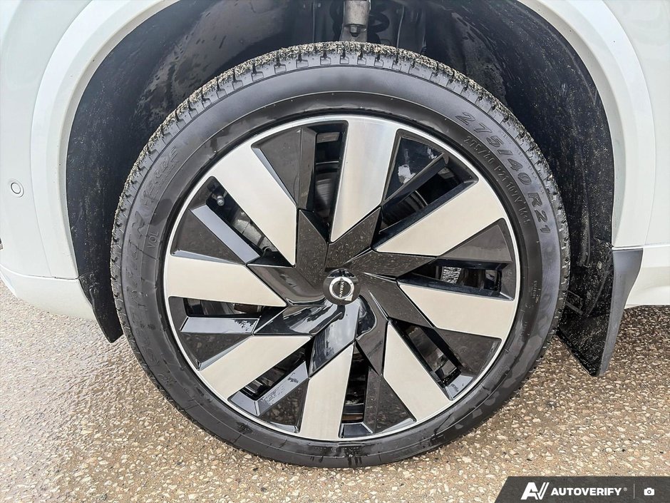 2024 Volvo XC90 Recharge Ultimate Bright Theme-9