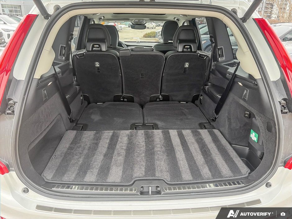 2024 Volvo XC90 Recharge Ultimate Bright Theme-8