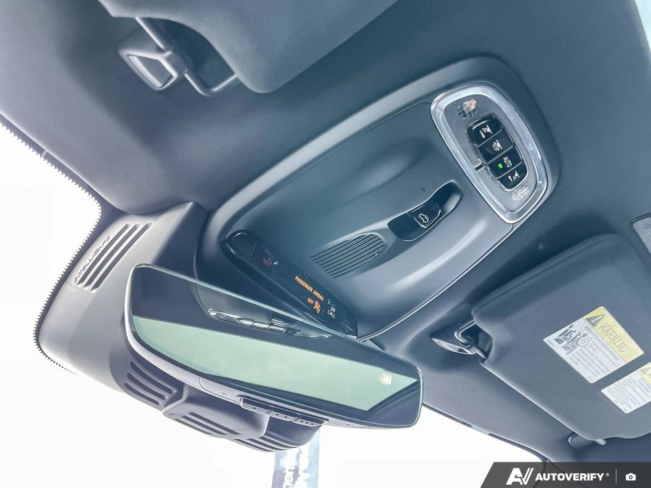 2020 Volvo XC90 R-Design-21