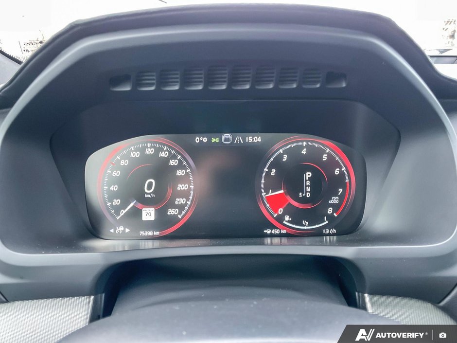 2020 Volvo XC90 R-Design-15