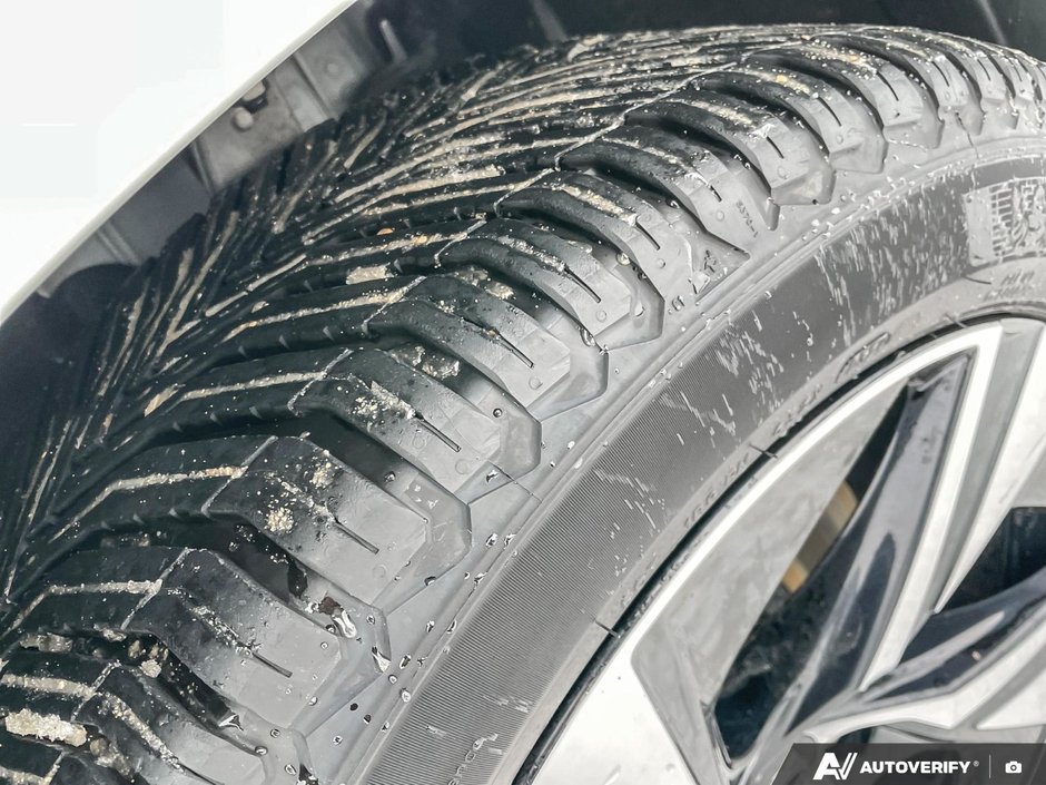 2020 Volvo XC90 R-Design-10