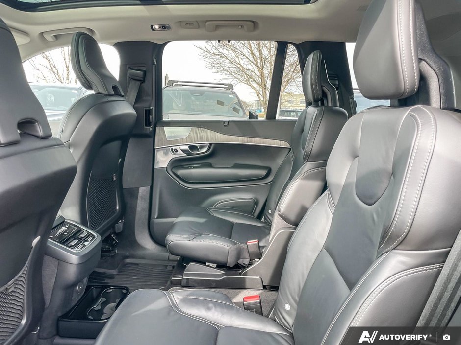 2022 Volvo XC90 Inscription-22