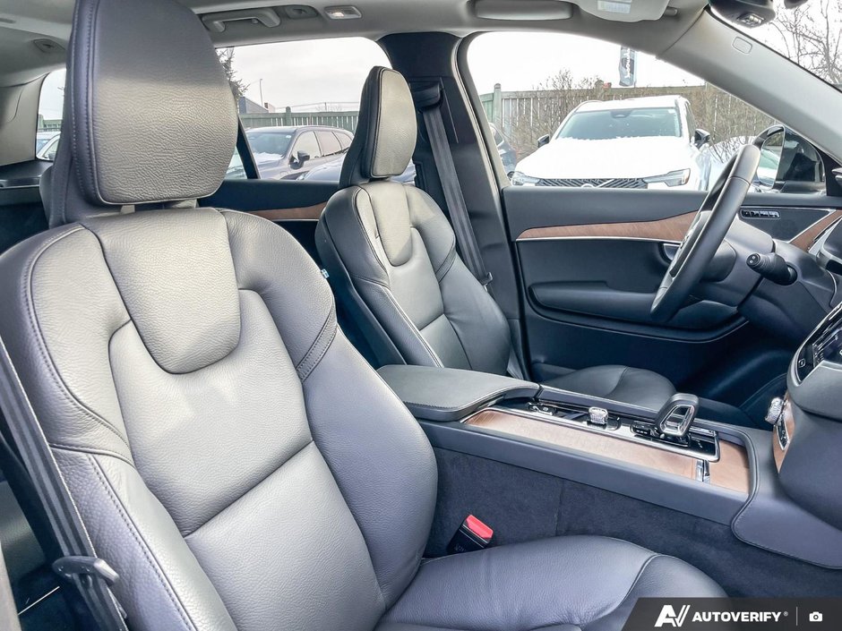 2024 Volvo XC90 Plus Bright Theme-21