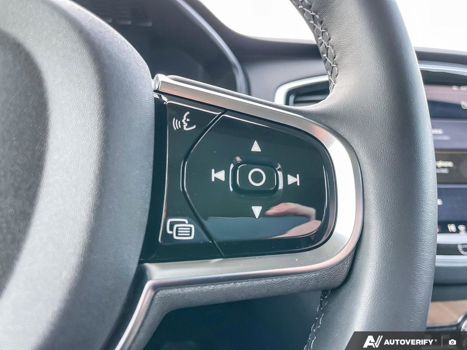 2024 Volvo XC90 Plus Bright Theme-15