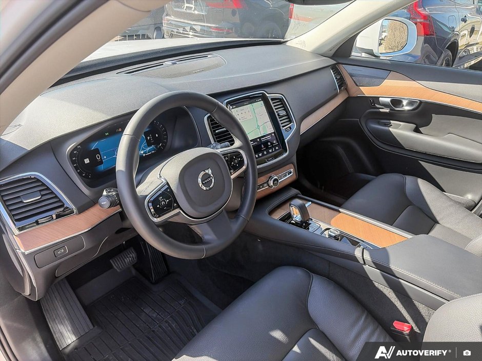 2024 Volvo XC90 Plus Bright Theme-13