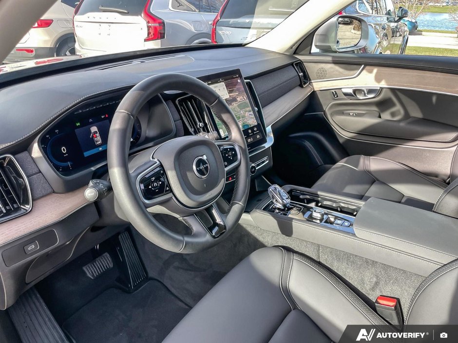 2025 Volvo XC90 Core Bright Theme-13